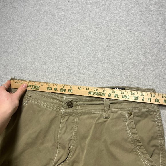 Kuhl Shorts Mens 36 Brown Bermuda Outdoor Hiking Cotton Nylon Mid Rise 10 Inseam - Picture 3 of 10